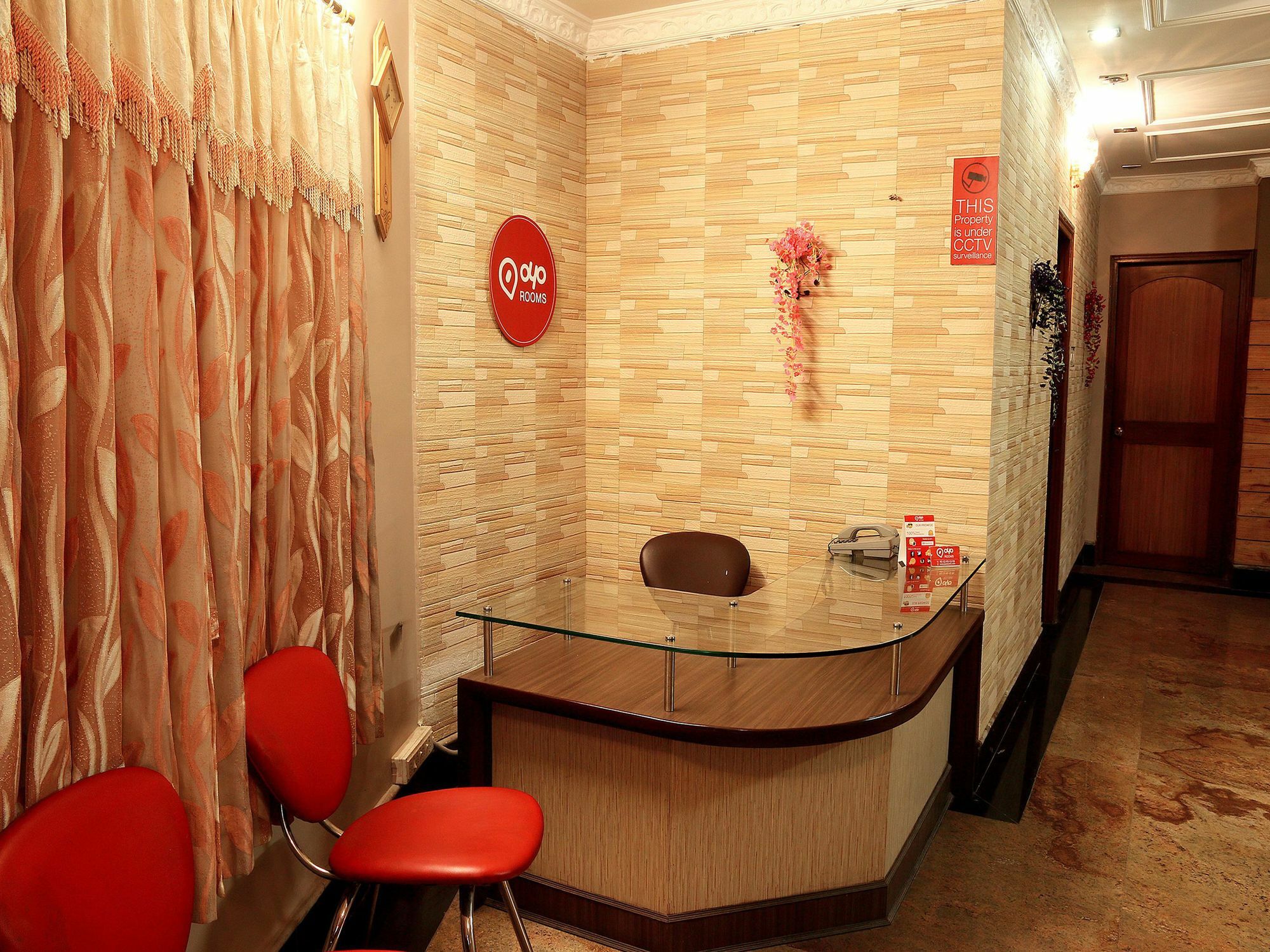 Oyo 2510 Near Camac Street Hotel โกลกาตา ภายนอก รูปภาพ